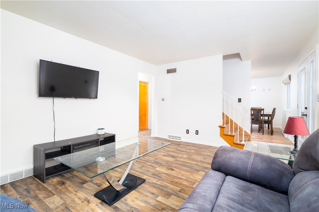 Beverly Hills Seventh Add - Residential