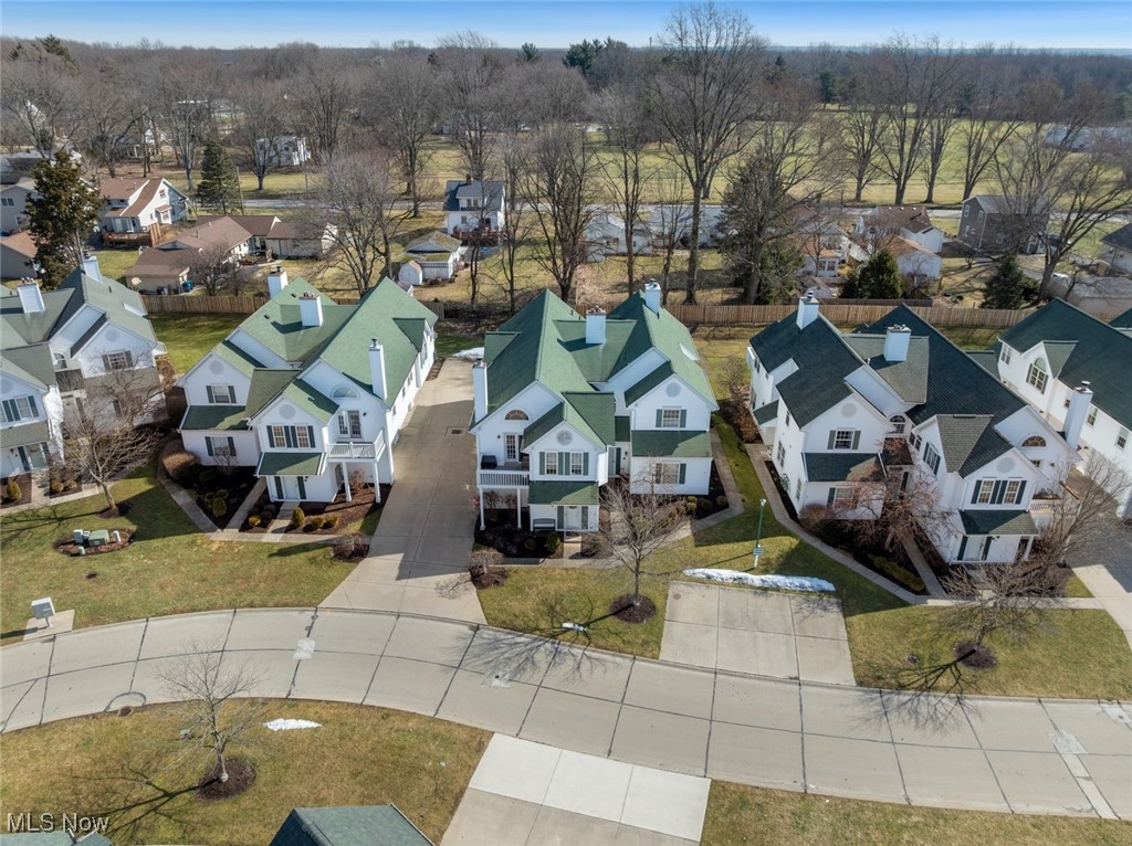 42 Vista 35a Circle, North Olmsted, Ohio image 35