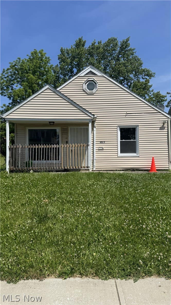 Photo of 11825 Avon Avenue, Cleveland, OH 44105 (MLS # 5215816)