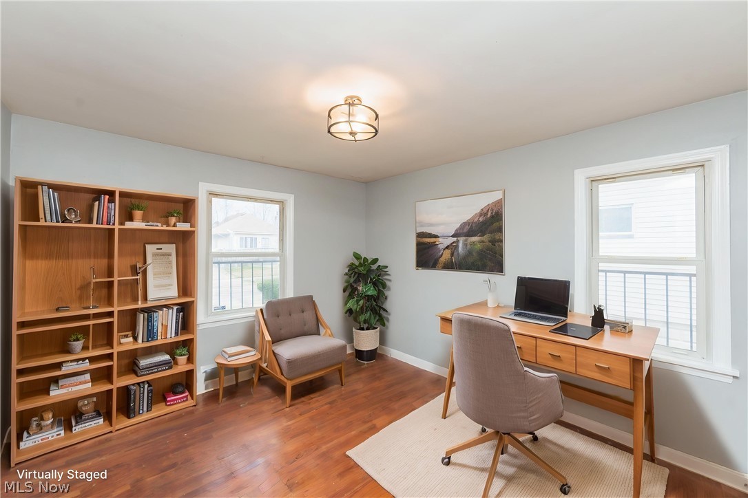 14906 Kingsford Avenue