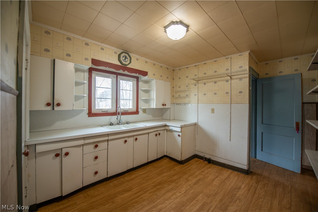 Collins & Gauntletts Tuxedo Park - Residential