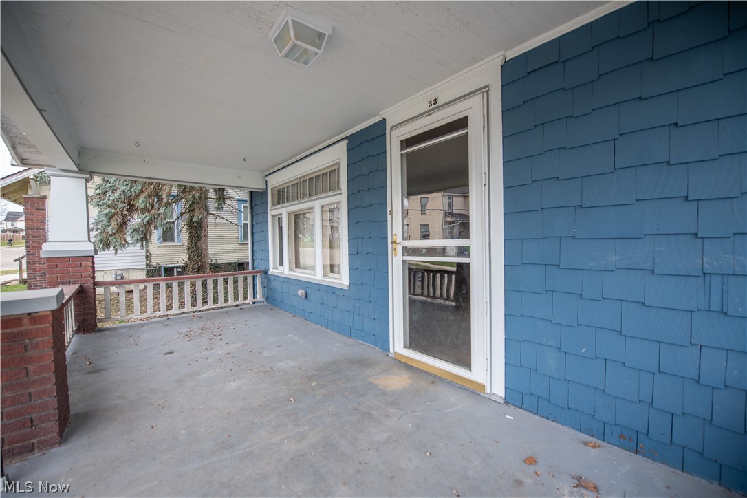 Collins & Gauntletts Tuxedo Park - Residential