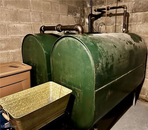 Tiny photo for 216 Benson Lane, Steubenville, OH 43952 (MLS # 5184370)