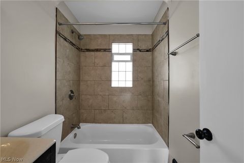 Tiny photo for 15705 Maplewood Avenue, Maple Heights, OH 44137 (MLS # 5190605)