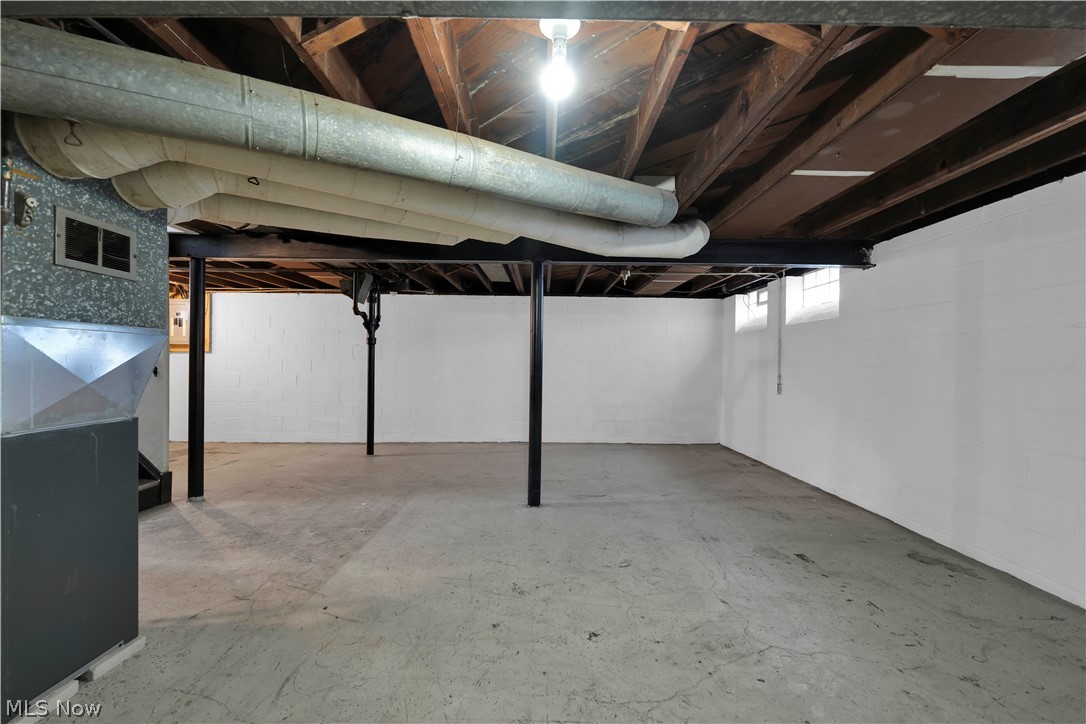 Woodlawn - Residential Lease