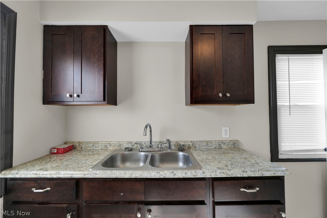 Woodlawn - Residential Lease