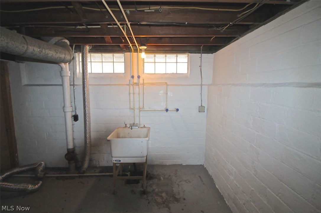 Center Hwy Allotment 03/Waid & - Residential