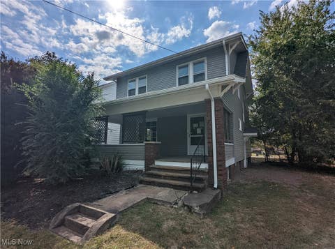 Photo for 507 Girard Avenue SE