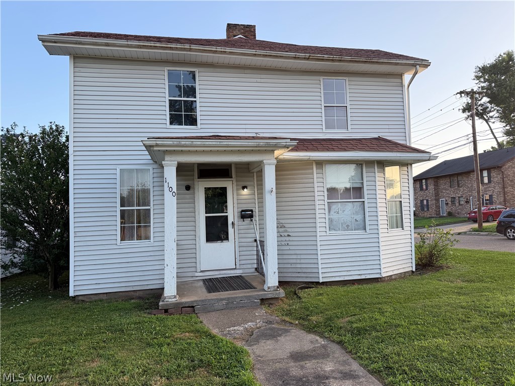 Photo 1 of 15 — 1100 Lakeview Drive, Parkersburg, WV 26104