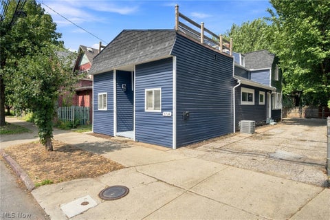 Multifamily For Sale - 5714 Bridge Avenue<br/> Cleveland, OH 44102
