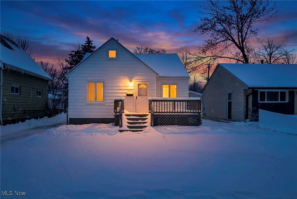 Photo of 4349 W 132nd Street, Cleveland, OH 44135 (MLS # 5184074)