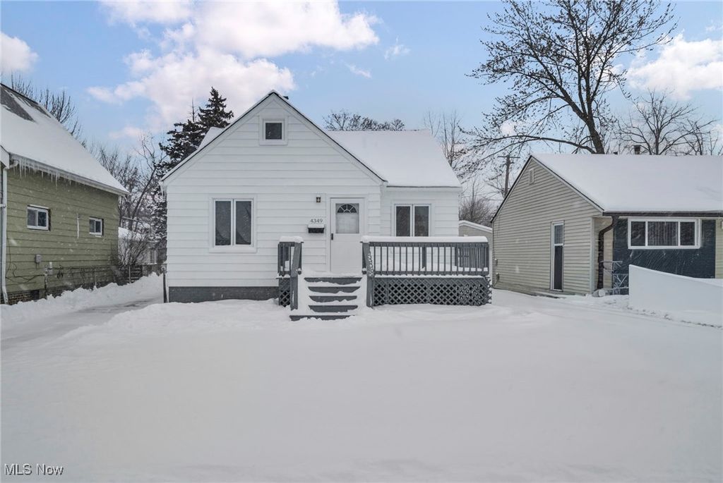 Photo of 4349 W 132nd Street, Cleveland, OH 44135 (MLS # 5184074)