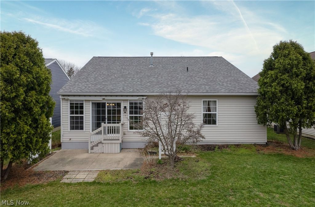 Photo of 2162 Thornbury Lane, Akron, OH 44319 (MLS # 5195032)