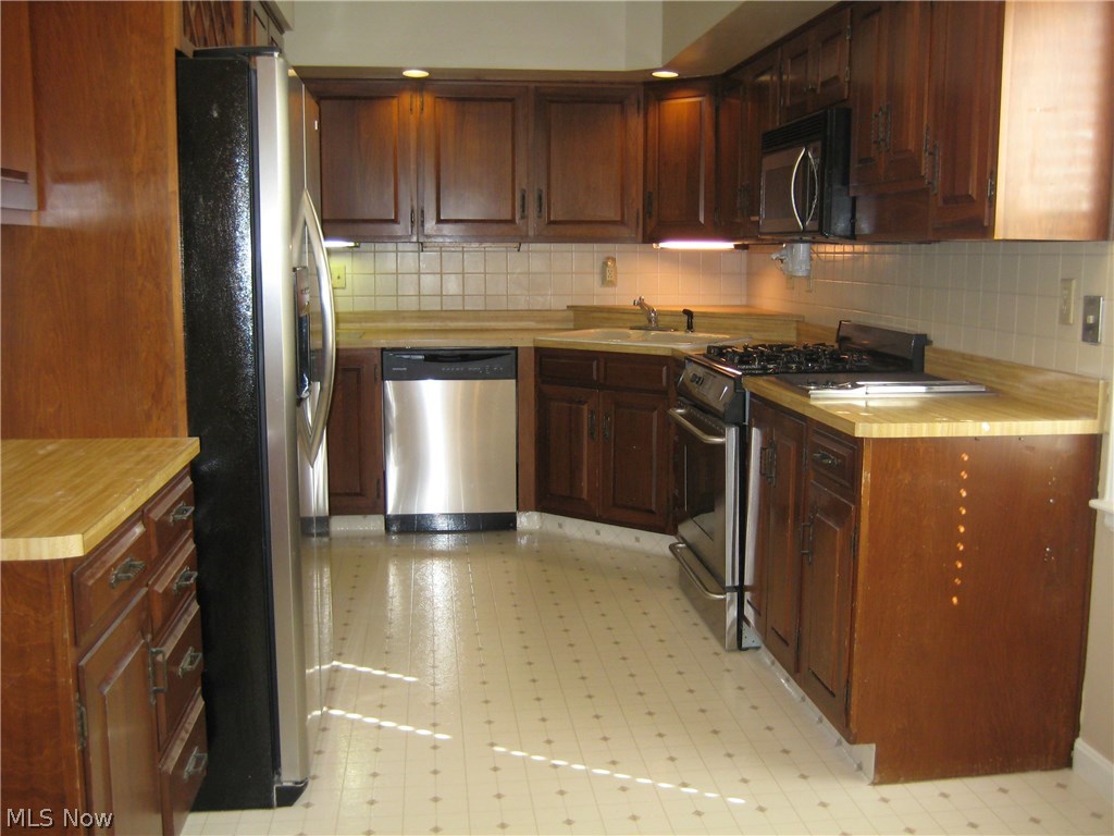 City/Hubbard - Residential