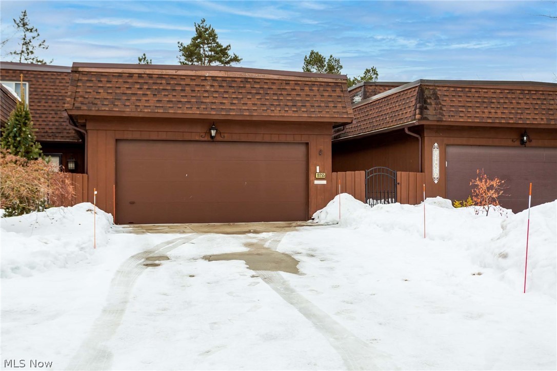 Co-Moor Twnhse Condo - Residential