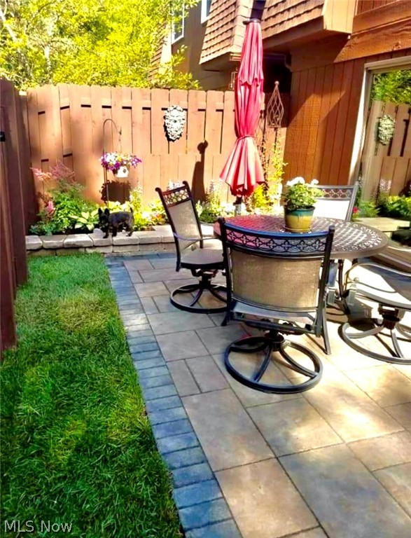 Co-Moor Twnhse Condo - Residential