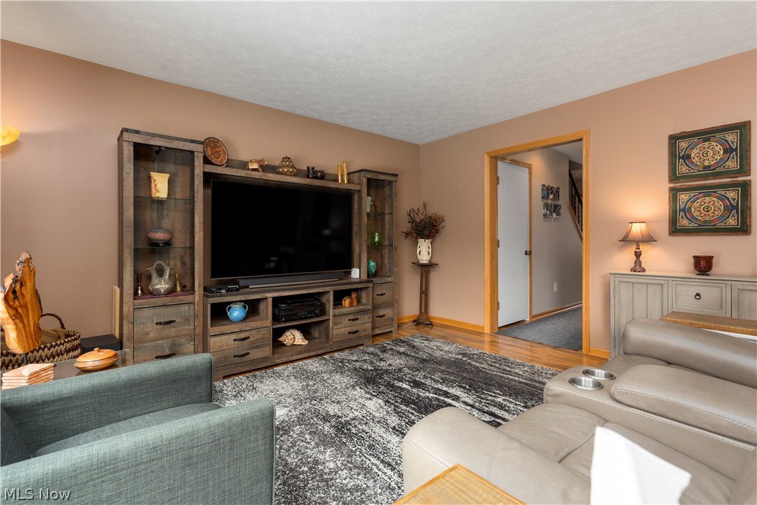 Co-Moor Twnhse Condo - Residential