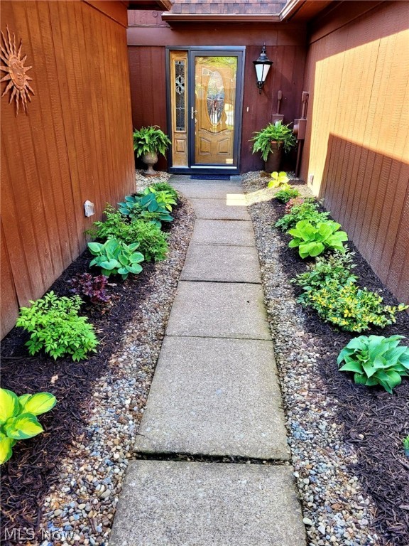 Co-Moor Twnhse Condo - Residential