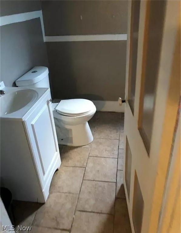 James M Hoyts - Residential Lease