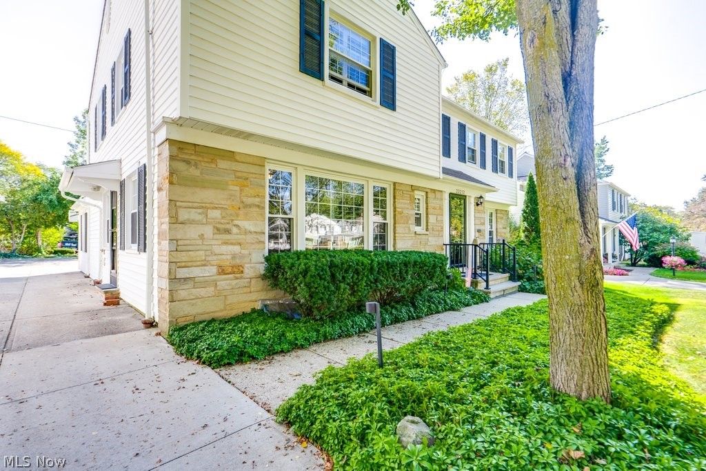 Photo of 22212 E Byron Road, Shaker Heights, OH 44122 (MLS # 5205388)