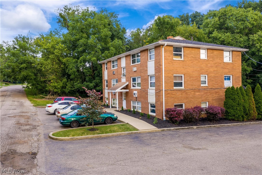 Canton - Residential Income