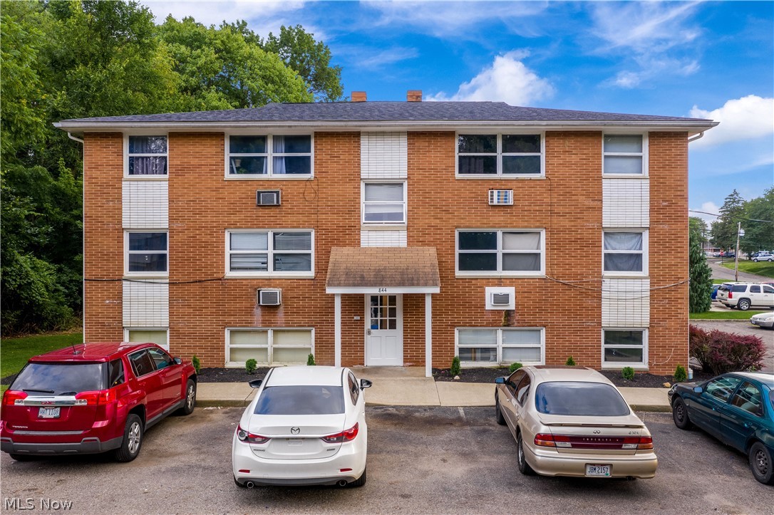 Canton - Residential Income