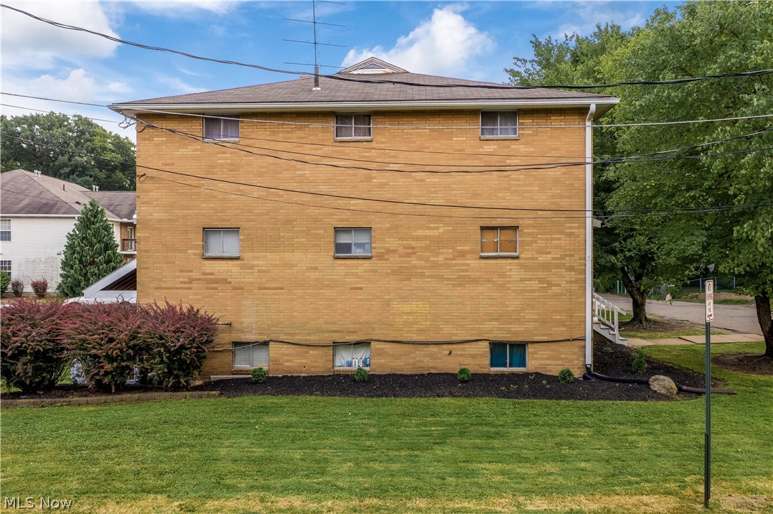 Canton - Residential Income