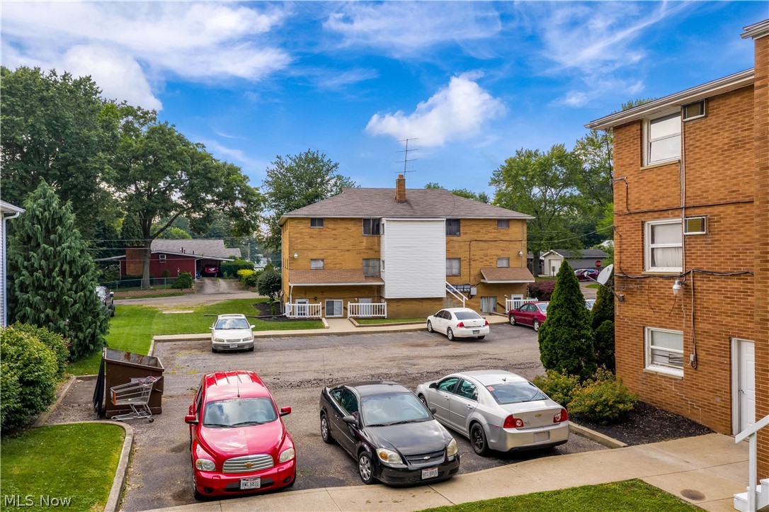 Canton - Residential Income