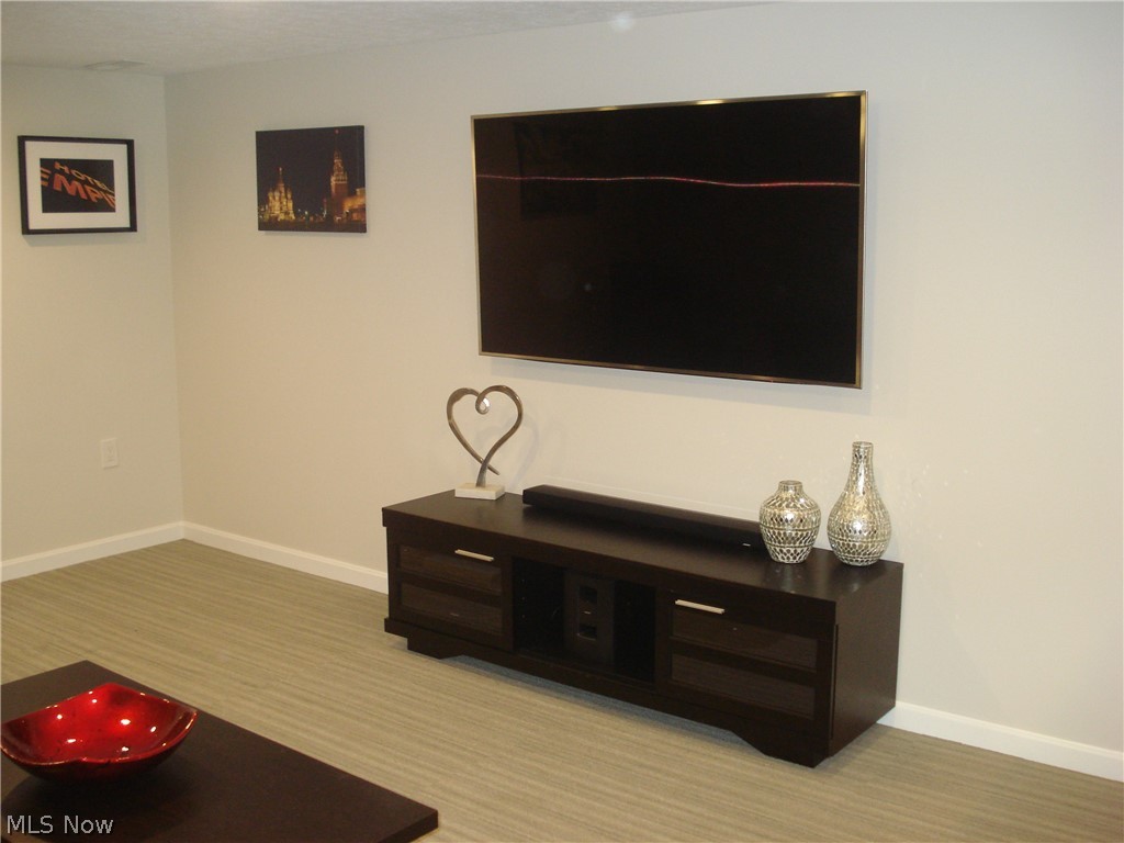 Twin Oaks - Residential