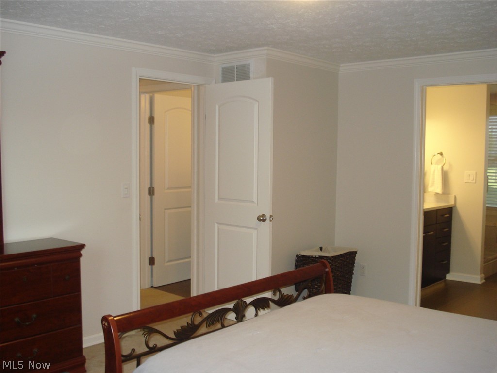 Twin Oaks - Residential