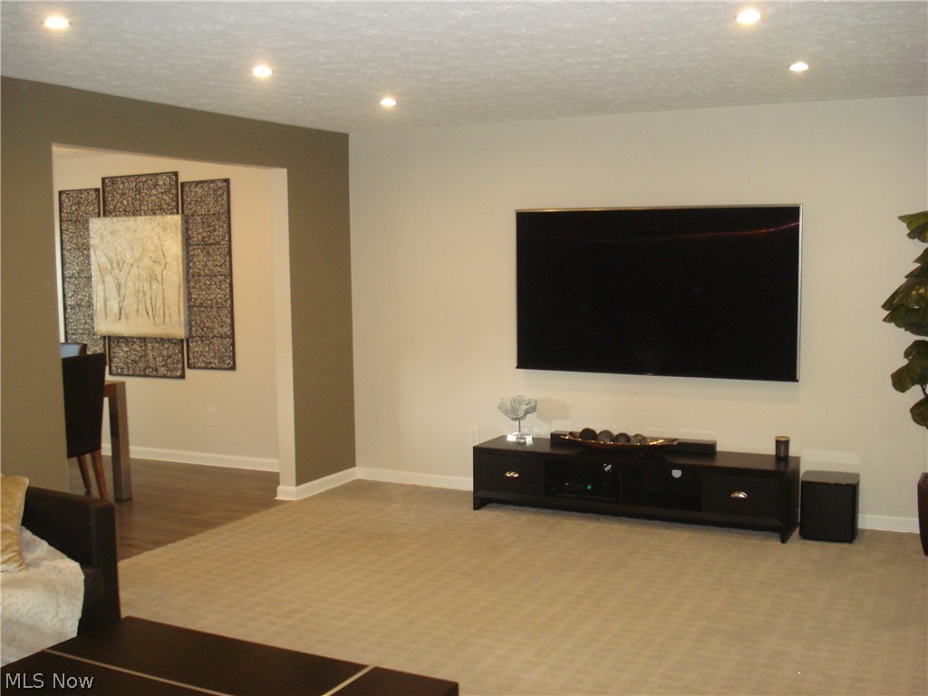 Twin Oaks - Residential