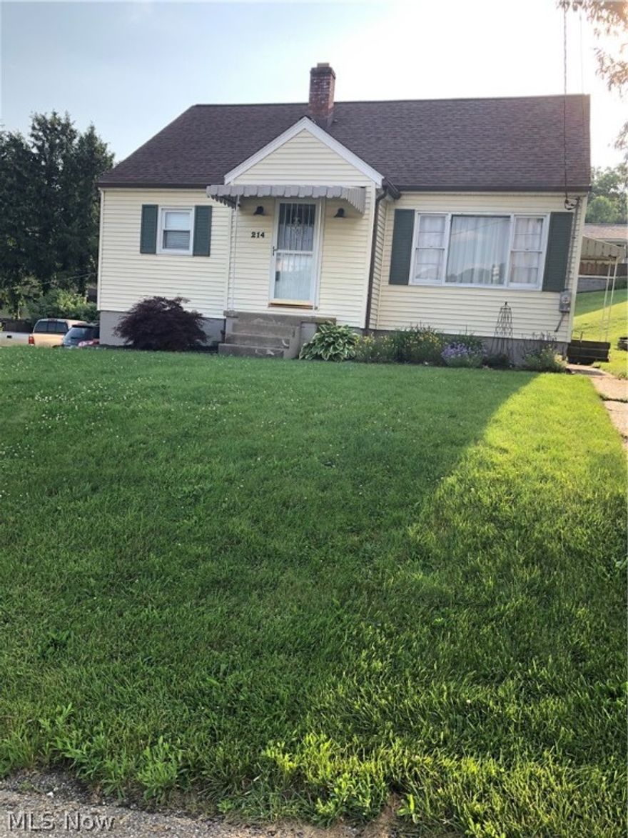 Charming 3 bedroom in the west area of Bellaire. New kitchen with appliances,Hardwood floors,wonderful landscaping,deck with a nice view,.Large outbuilding.Central air.very tastefully decorated! Nothing left to do! Won’t last long .HURRY