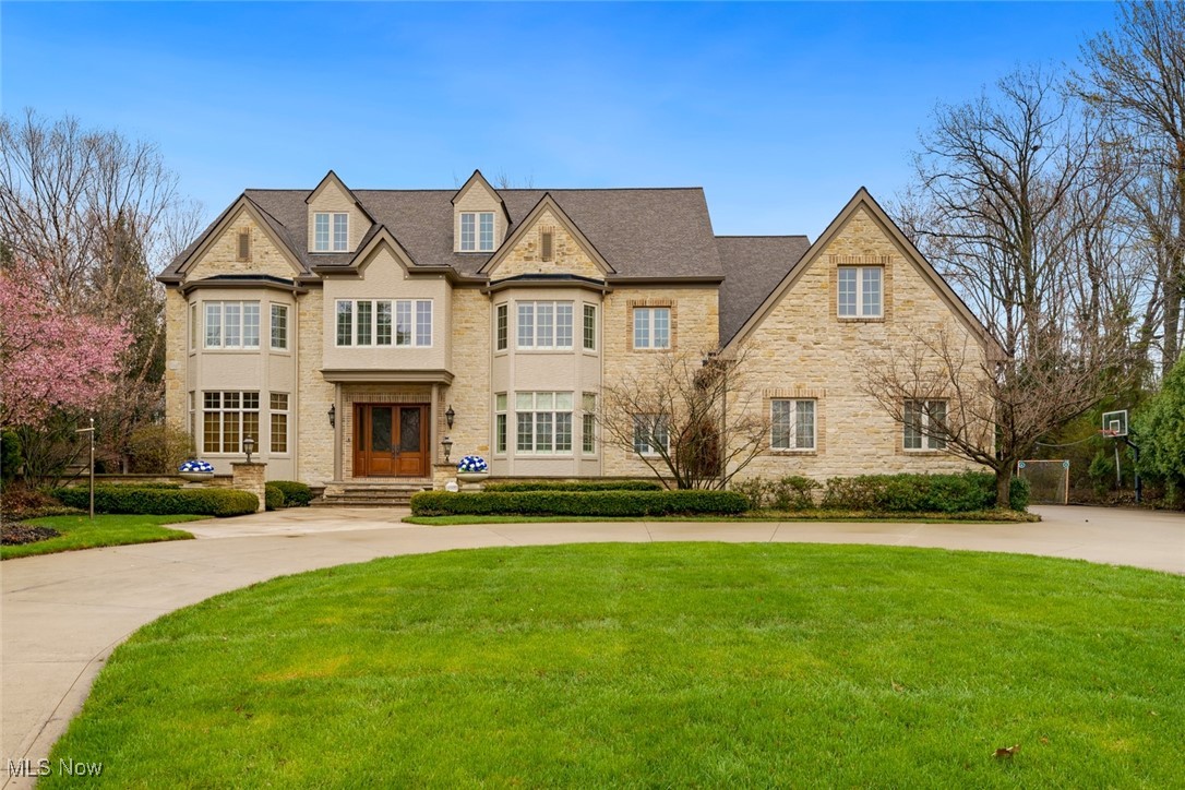 1835 Arlington Row, Westlake, Ohio image 1