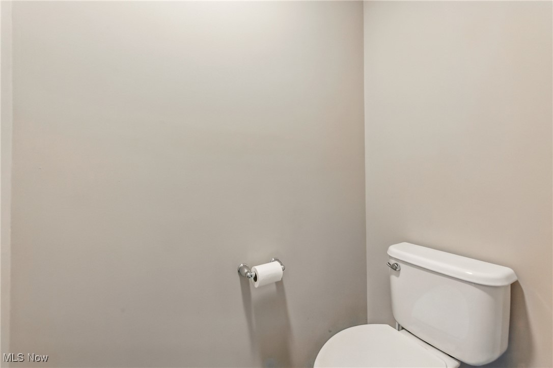 12191 Edgebrook Drive, Strongsville, Ohio image 40
