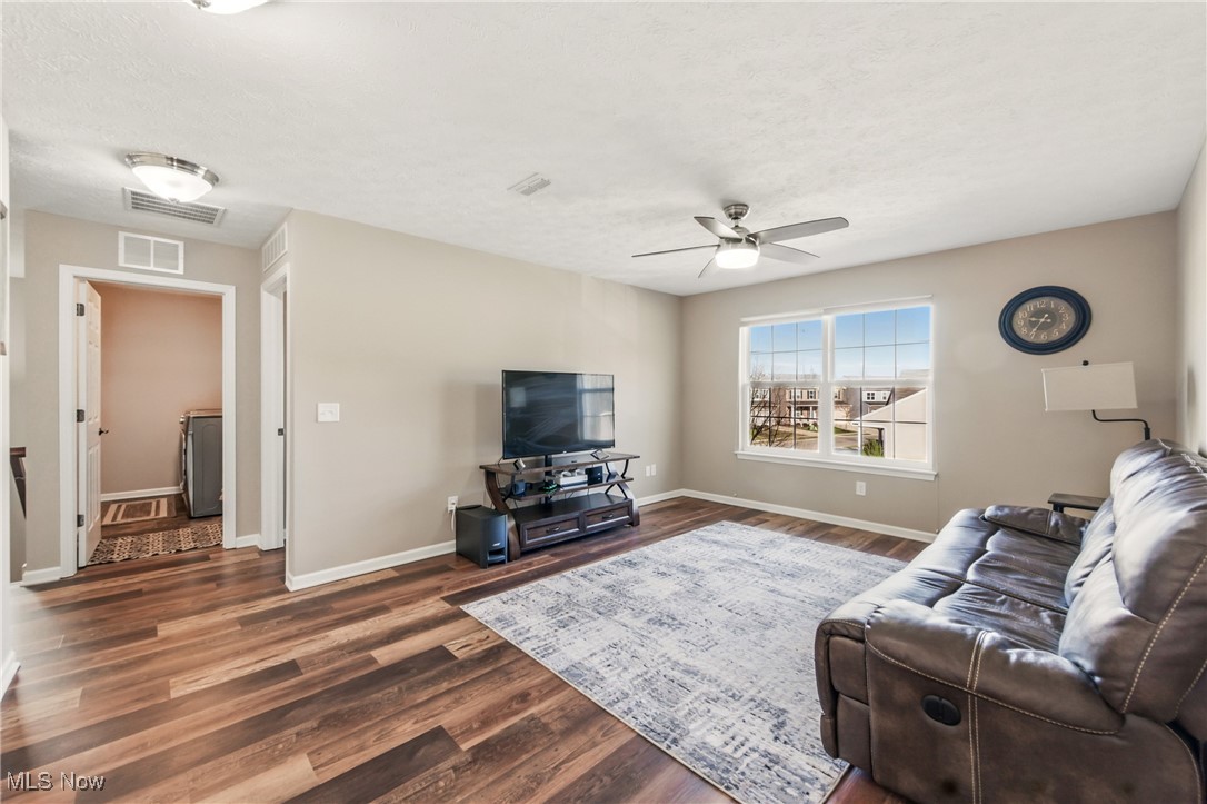 12191 Edgebrook Drive, Strongsville, Ohio image 28
