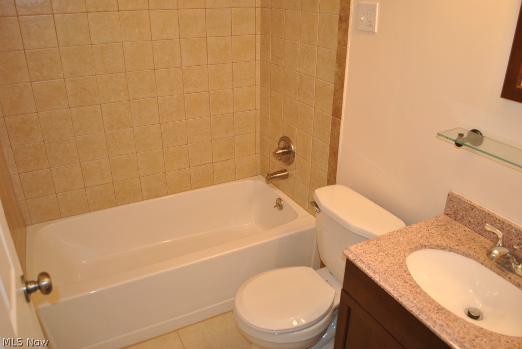 Clague Road Homes - Residential Lease