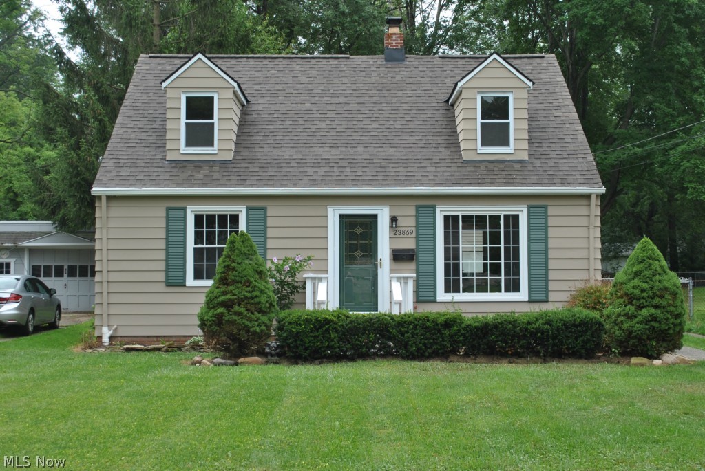 Clague Road Homes - Residential Lease