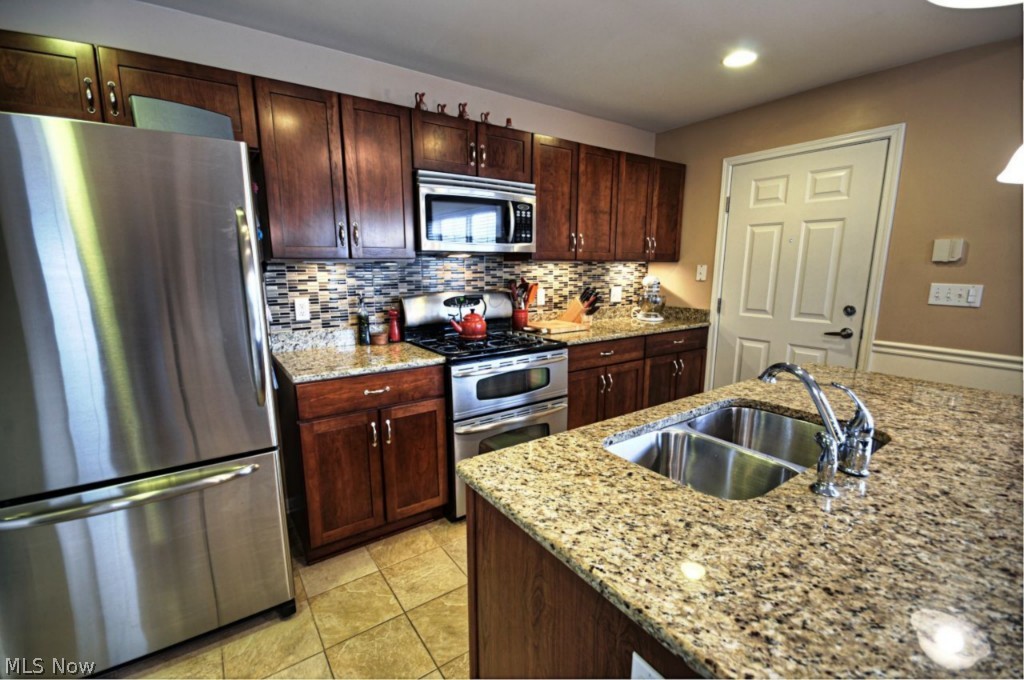 Battery Park Single Family Hms C - Residential