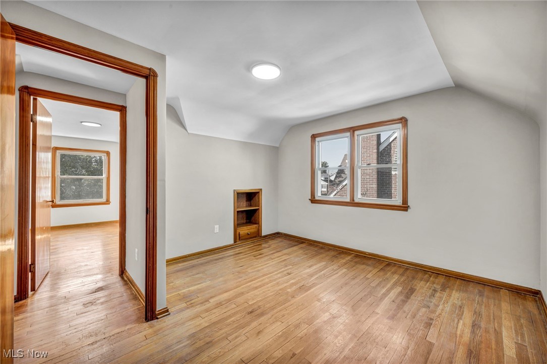 Ridgewood 10 - Residential