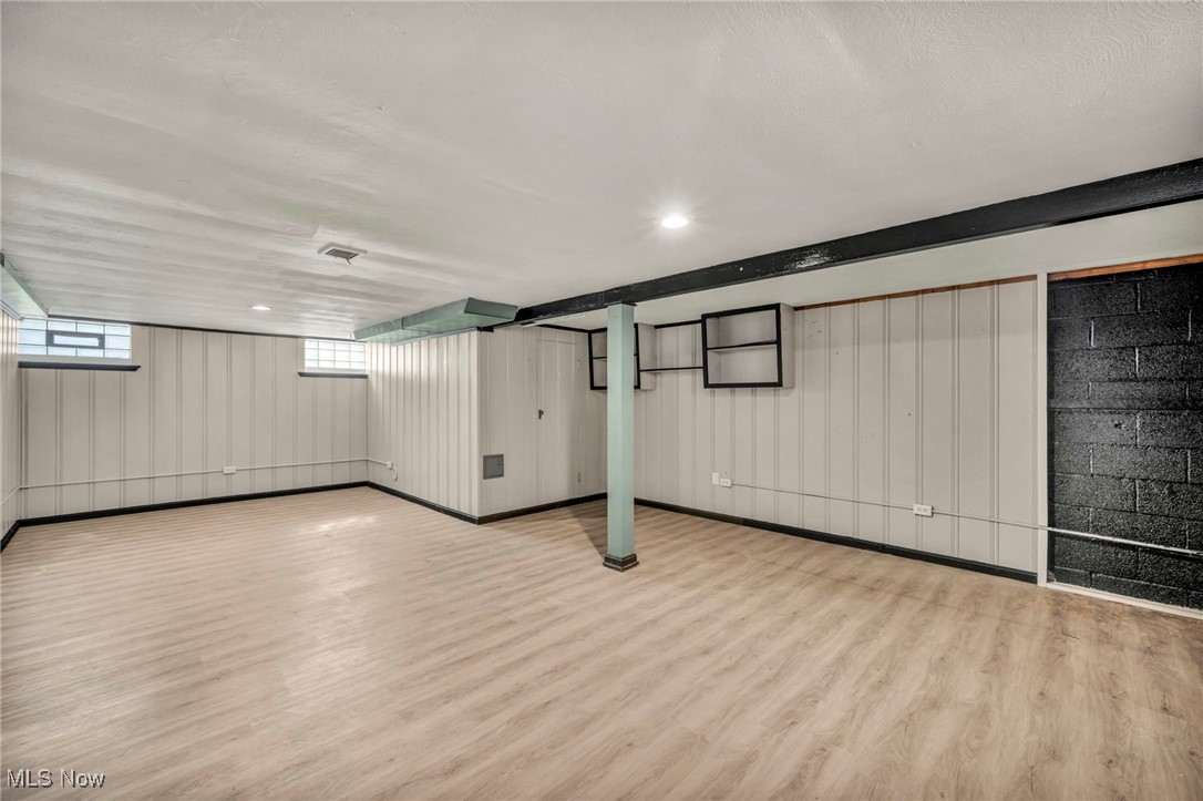 Ridgewood 10 - Residential