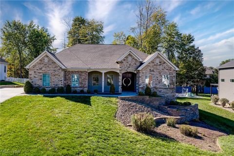 4518 Berry Hill Stow OH 44224