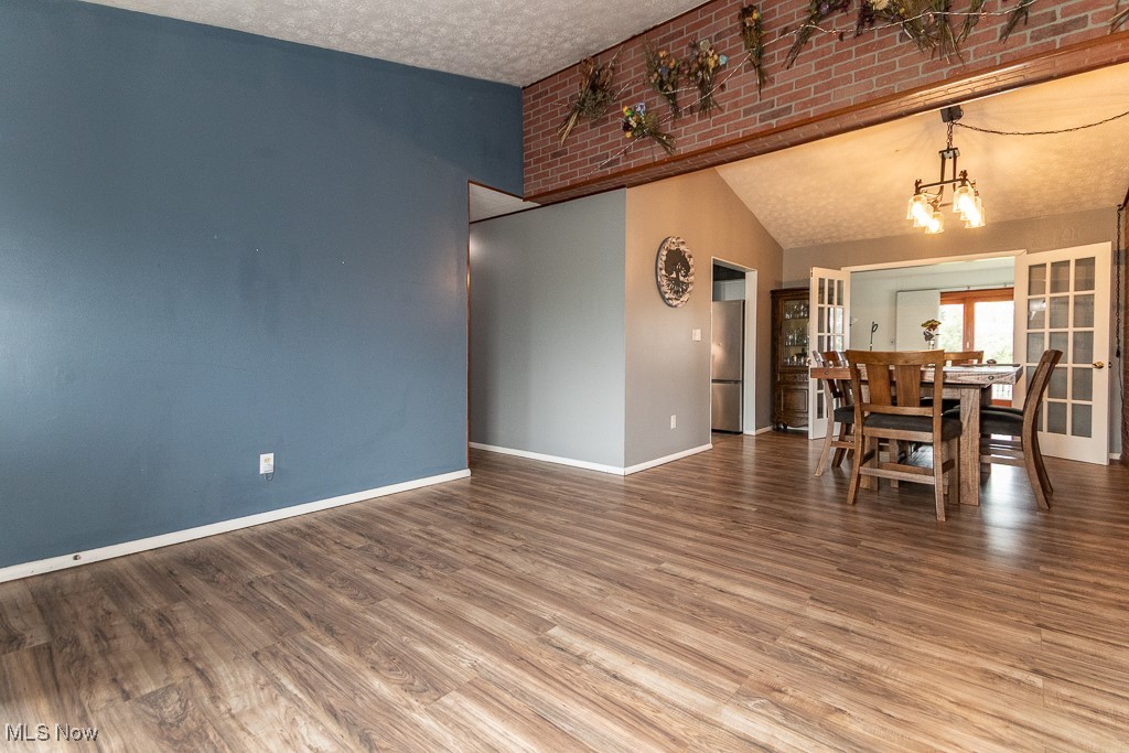 4237 Raymond Drive, Brunswick, Ohio image 3