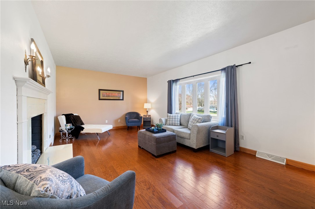 9120 Ambleside Drive, Mentor, Ohio image 12