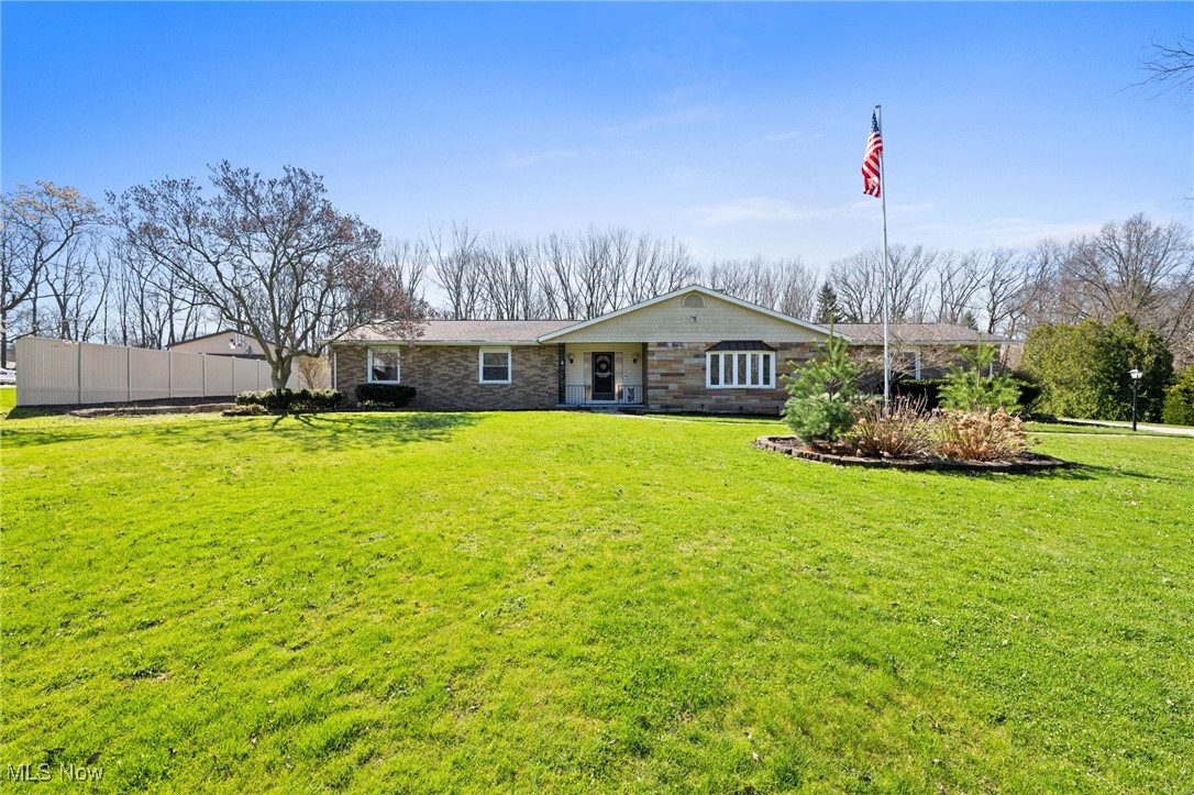 9120 Ambleside Drive, Mentor, Ohio image 1