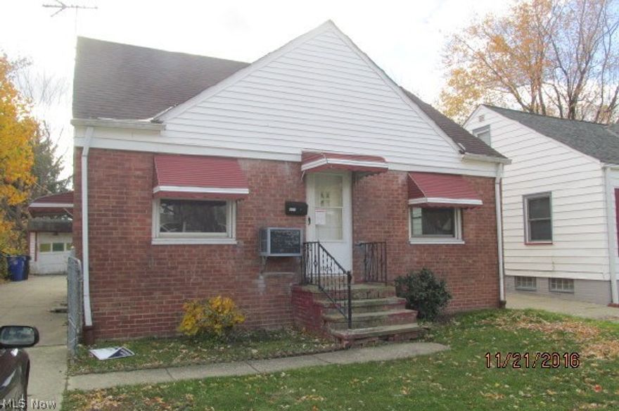 Good solid bones in this 3 bedroom 1 bath Cape Cod house. The seller is willing to give up to $500 toward an owner occupied buyers choice of home warranty.