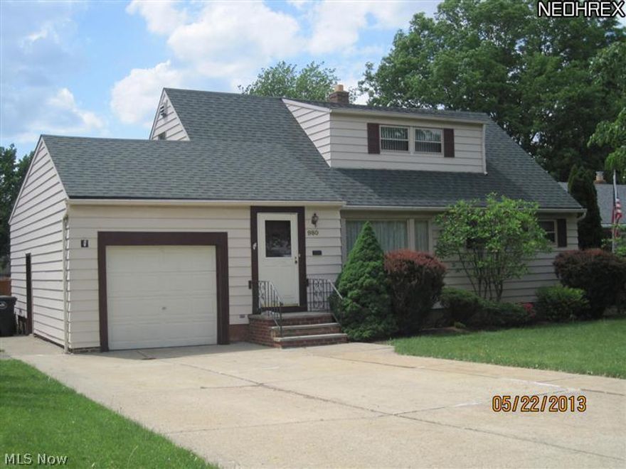 What an opportunity to move in to 1 of the 4 largest homes on the street - 2200 sq. ft. plus.  This is a well cared for one owner home featuring a Master bedroom w/ FB on the 1st. As an added bonus there is a 1st floor laundry room.  In April there were many improvements  beginning with a double oven,  stainless cooktop and hood.  The kitchen comes with a built-in desk.  The living room, family room, master bedroom & 2nd floor all have new carpeting - 4/2013.  Most of the 1st floor has been freshly painted. Lots of storage and many built-ins on the 2nd floor.  Enjoy the rec room with wet bar.  Hot water tank - 4/2013.  In this larger backyard you can enjoy your coffee on the deck, and later party in the hot tub. As an added convenience there is a storage shed. If you enjoy gardening, the greenhouse will be the place to start your seeds for spring planting. This is a wonderful location close to great shopping & 10 minutes from major highways I-271 and I-90.