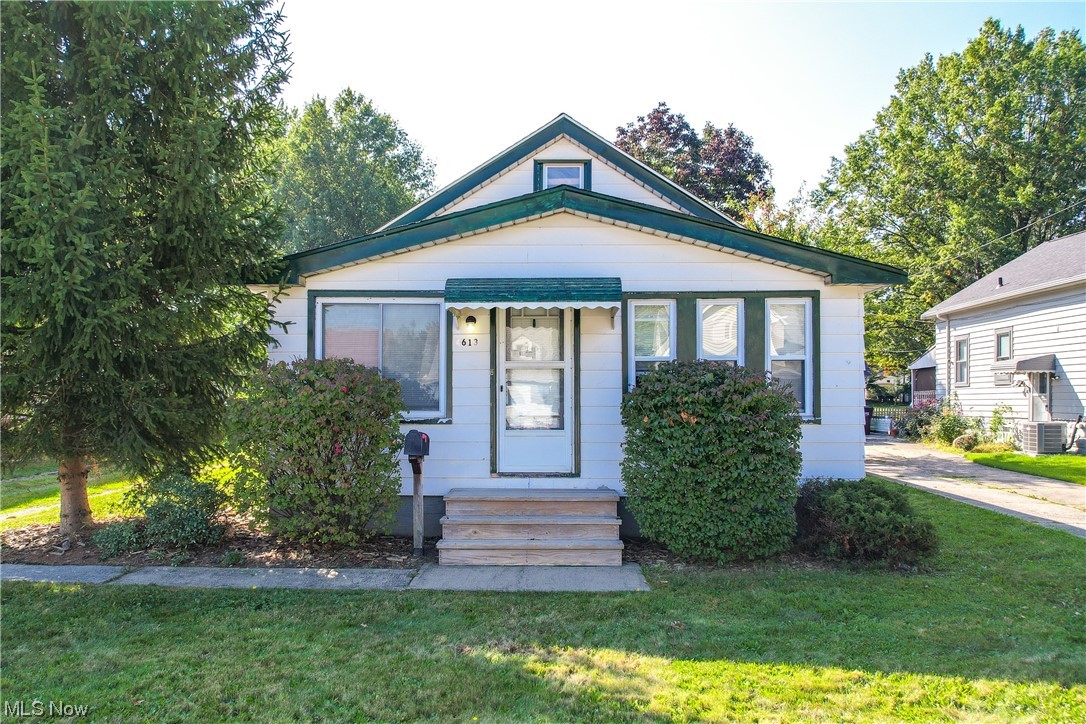 Welcome home to this updated 3 bedroom, 1 bath cape cod on a spacious lot in Parma! New flooring throughout the entire home, updated kitchen with new cabinets and new plumbing throughout the home! This home also has an extra outbuilding as well for extra storage. Dont miss this opportunity on a turnkey parma home ready for you to call home!