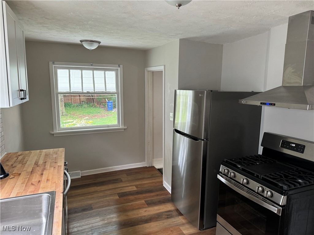 Hubbard Harbor - Residential