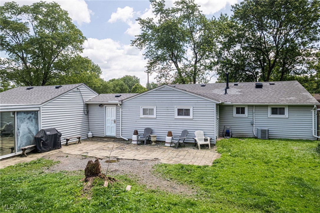 9868 Ridgewood Drive