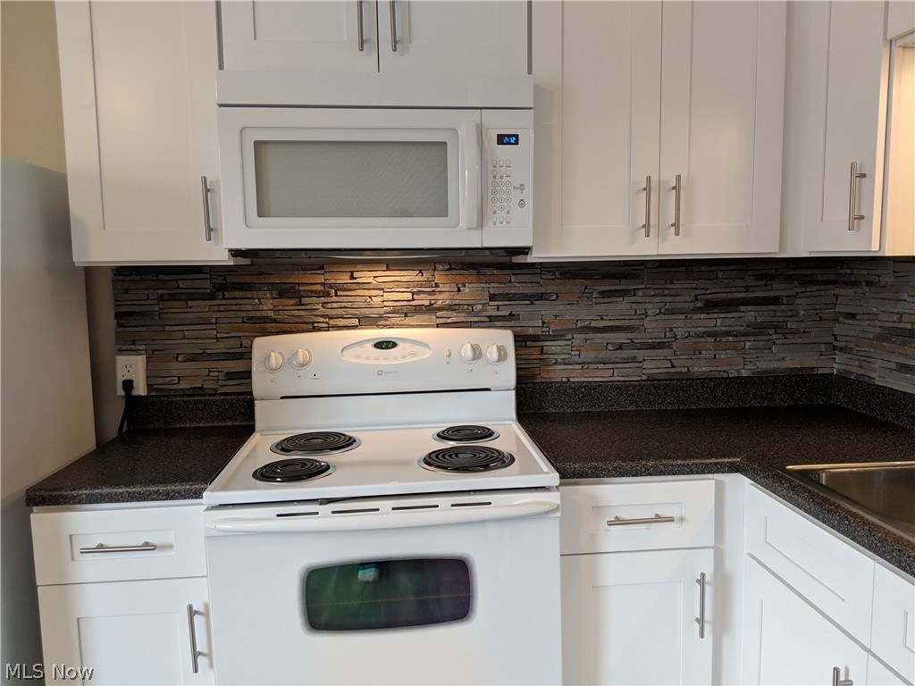 Huntington Park Condo - Residential